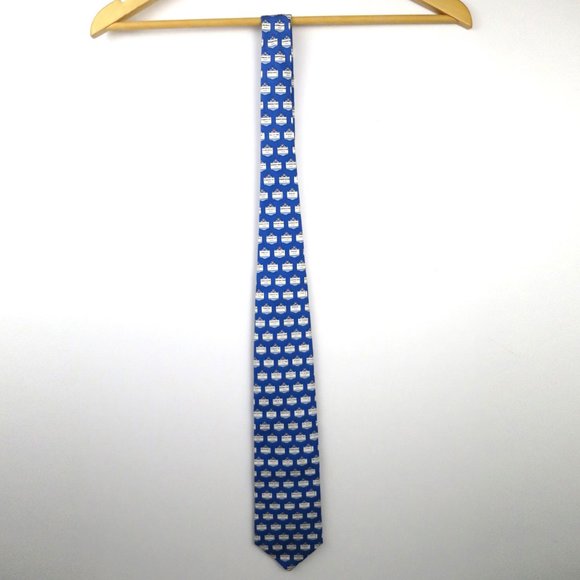 Vineyard Vines Cooperstown New York Street Signs Novelty Silk Necktie - Picture 7 of 8